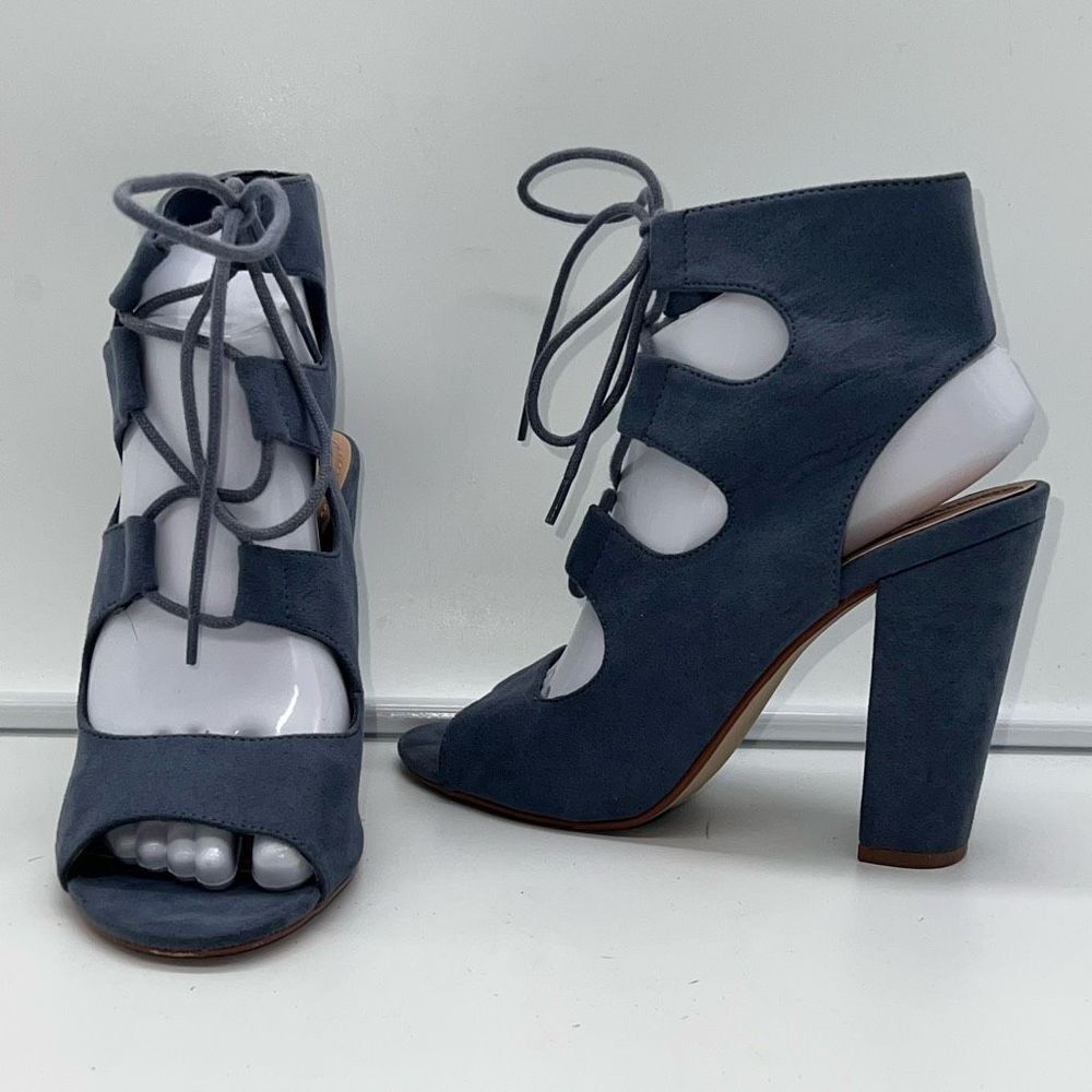 JustFab Lizette Strappy Chunky Heel Sandals